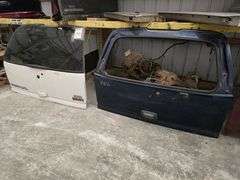 ’02 GMC Denali Lift Gate, and Suburban Lift Gate