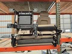 ’08 Chevrolet Silverado Seats, Driver’s, Passenger, Rear Bench and Center Console