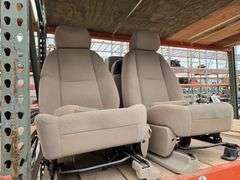 ’08 Chevrolet Silverado Seats, Driver’s, Passenger, Rear Bench and Center Console