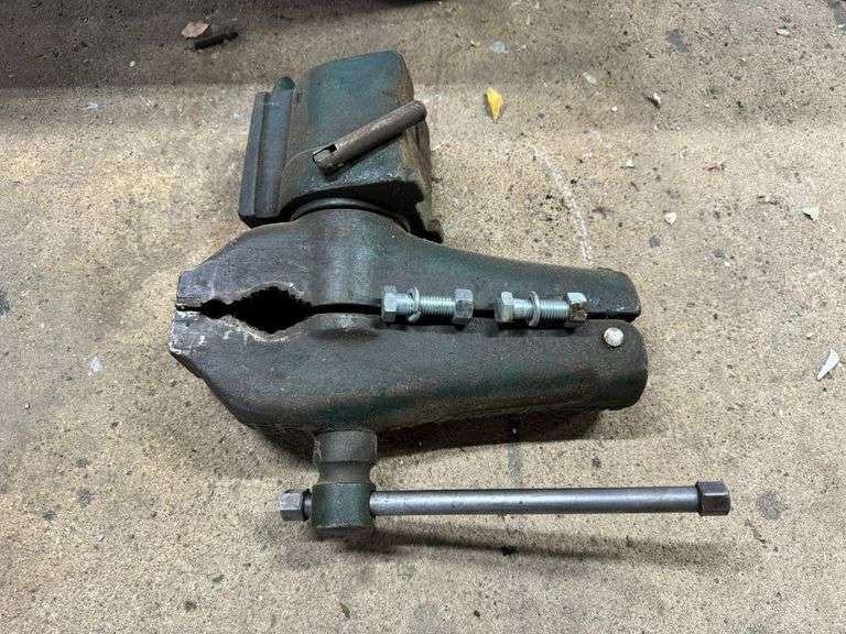 Cole Tool Bench Vise