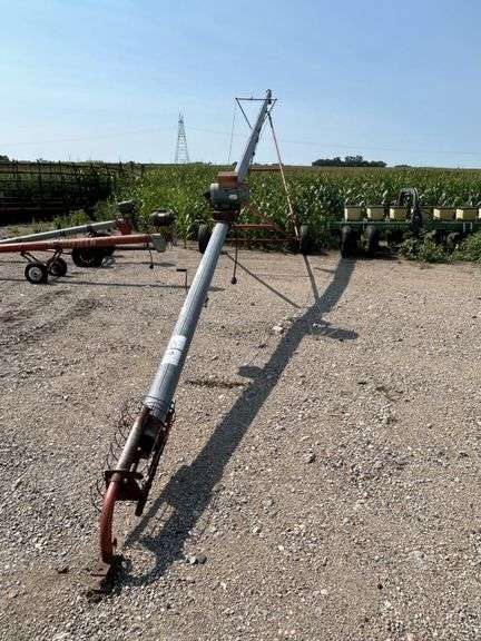 Hutchinson 6”x61’ Auger, 7.5HP Elec Motor, 220V, 50A Plug - Fragodt