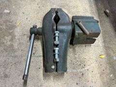 Cole Tool Bench Vise
