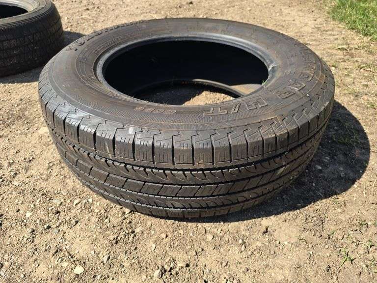 (1) P255/65R18 Yokohoma Tire - Fragodt Auction and Real Estate LLC