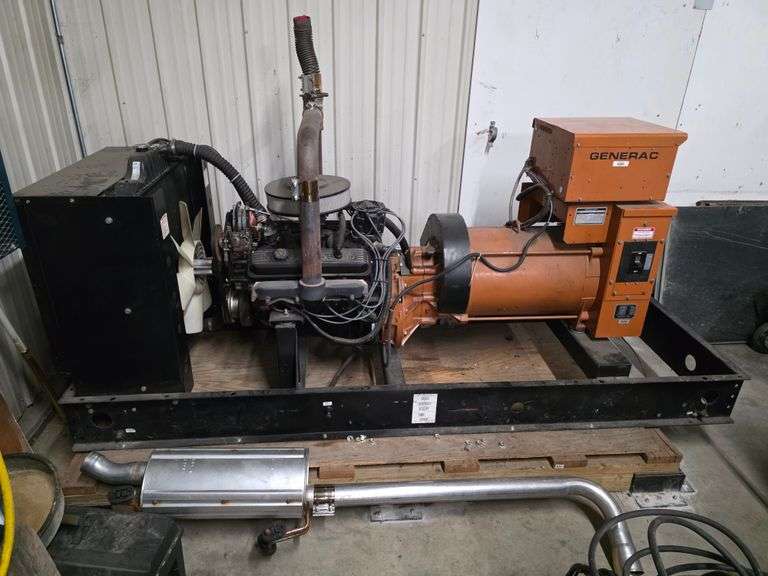 Small Generac Engines Generac Model 97A 01342 S, 75KW, 3 Phase Generator, Small Block 350 ...