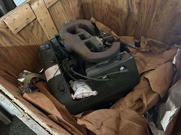 Wisconsin 4 Cylinder Engine, *Believed to be NEW Army Surplus - Fragodt