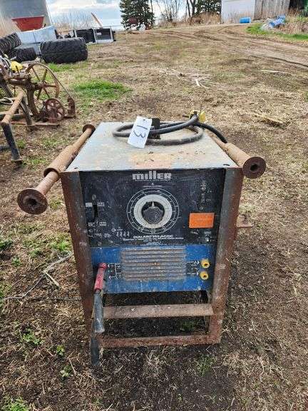 Miller 3 Phase 250 AC/DC Welder, Portable - Fragodt Auction and Real ...
