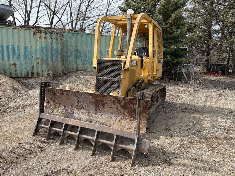 John Deere 450G Dozer, 6,604 Hours, Root Rake on Front of Blade, 6 Way ...