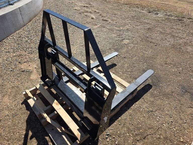AGT Pallet Forks, 48” Tines, NEW