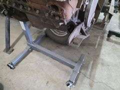 Small Block Chevrolet Engine with Stand