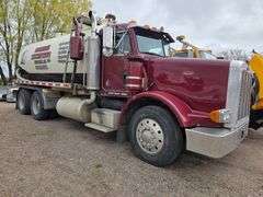 1993 Peterbilt 378 Semi with Septic Suction Tank, Cummins N14 Engine, Shows 580,990 (Actual Unknown)