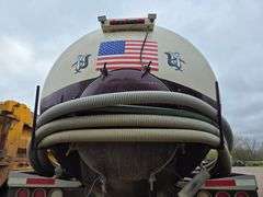 1993 Peterbilt 378 Semi with Septic Suction Tank, Cummins N14 Engine, Shows 580,990 (Actual Unknown)