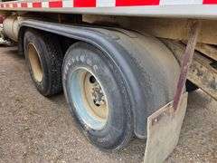 1993 Peterbilt 378 Semi with Septic Suction Tank, Cummins N14 Engine, Shows 580,990 (Actual Unknown)
