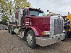 1993 Peterbilt 378 Semi with Septic Suction Tank, Cummins N14 Engine, Shows 580,990 (Actual Unknown)