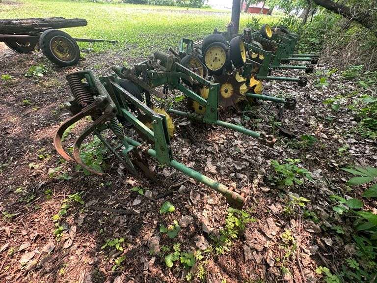 John Deere 6 Row 30” Cultivator for Parts