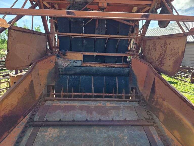 Allis Chalmers Baler