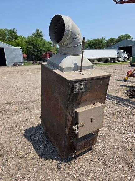 Northern Leader Wood Furnace Model 20-27, Made in Gibbon, MN *Has Not Been Used in A While