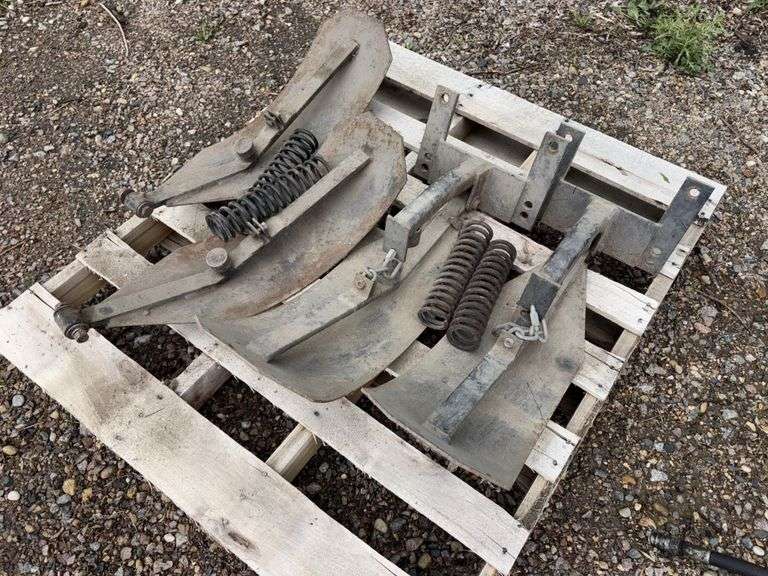 (4) Shoup Stalk Stompers, used on IH 1063 Cornhead , Buying All for One Money