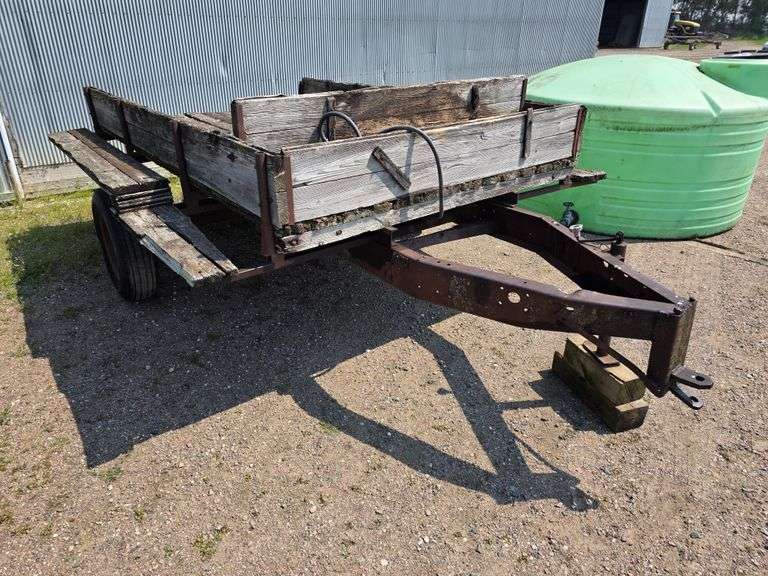 2 Wheel Trailer with Hydraulic Hoist, 6’ x 9’, Wood Floor, 6 Bolt Hubs