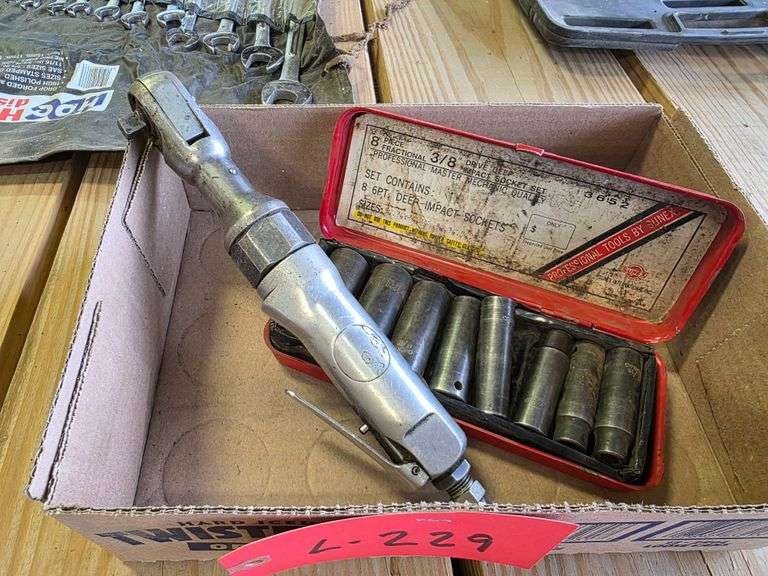3/8” Ratchet Air Gun and Impact Sockets
