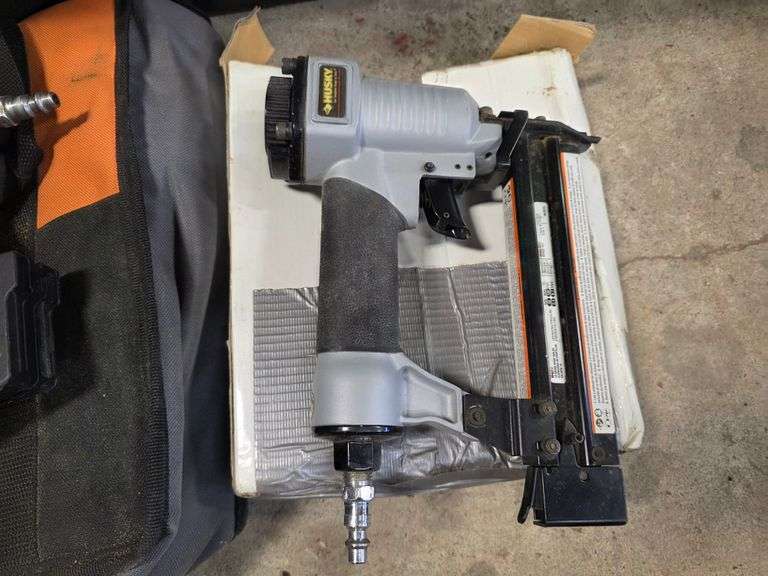 2 Air Nailers and Misc, 1 - Ridgid R250SFA Straight Finsih Nailer and (1) Husky 18 Gauge Brad Nailer