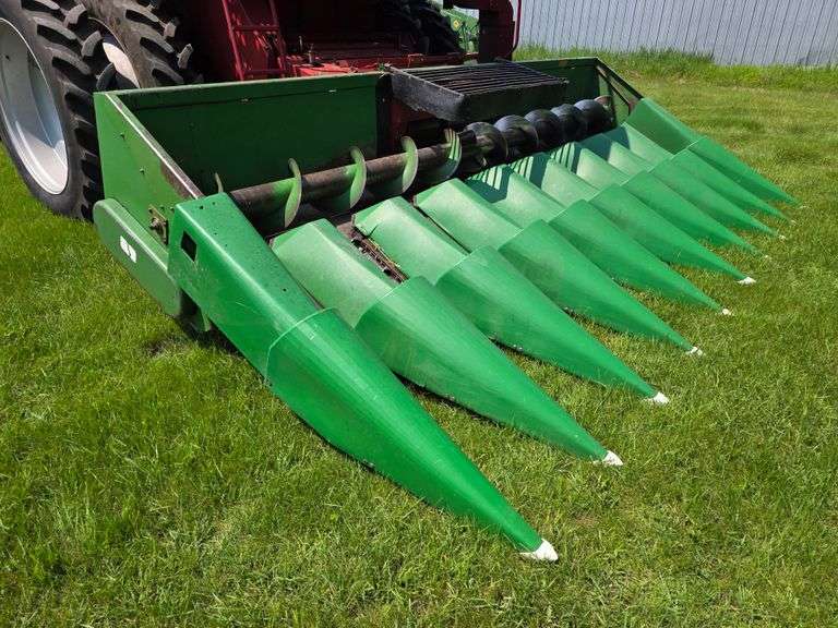 John Deere 9 Row 22” Corn Head with GVL Poly Snouts, Ear Saver, SN: 416939