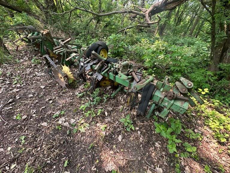 John Deere 6 Row 30” Cultivator for Parts