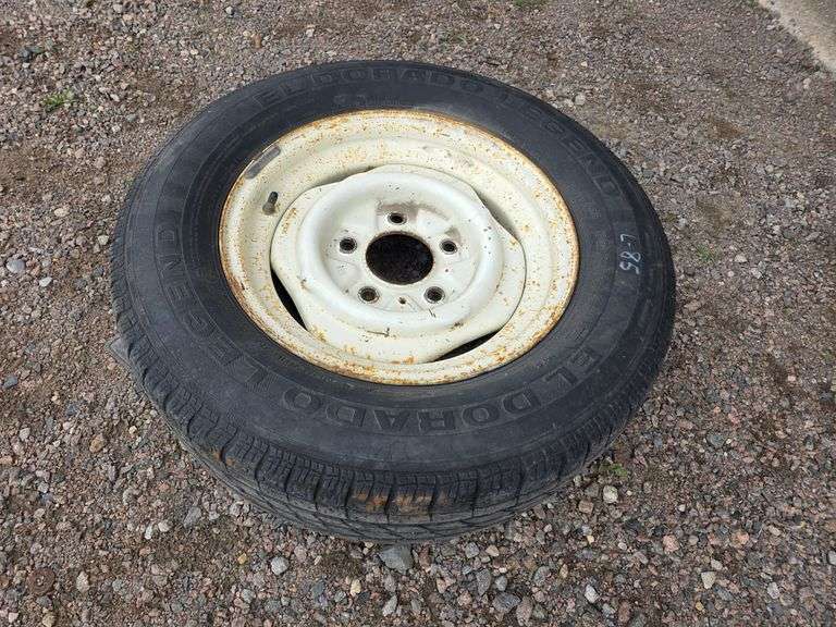 205/70R15 Tire on 5 Bolt Rim
