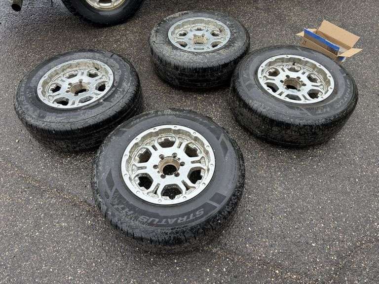 (4) 265/70R17 Tires on 6 Bolt Rims off 2003 Chevrolet Silverado, Buying All for One Money