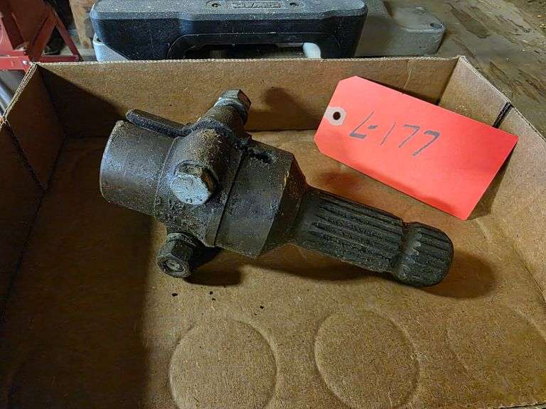 Large 1000 PTO to Small 1000 PTO Adapter