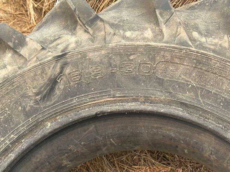 16.9 x 30 Continental Tractor Tire