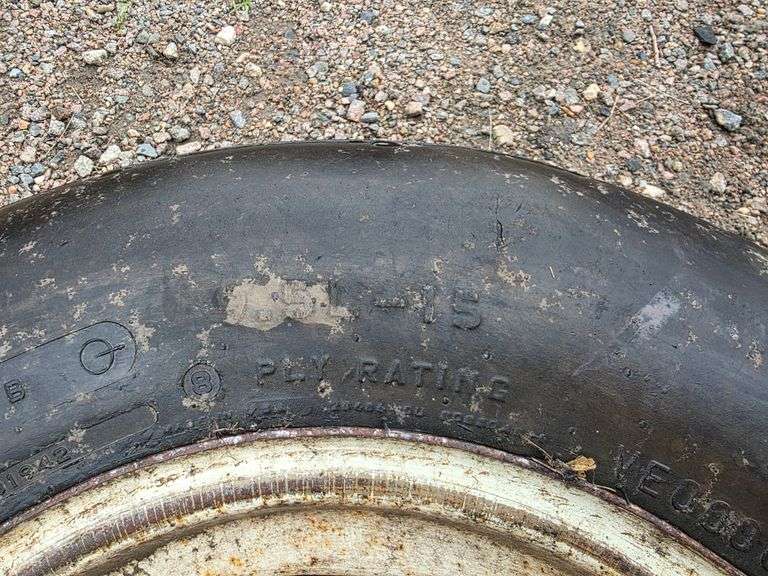 9.5L15 Tire on 6 Bolt Rim