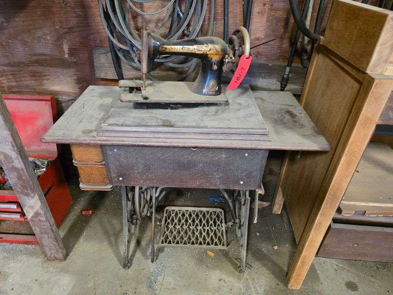 Singer Sewing Machine, Stand and Misc Wood Shelf