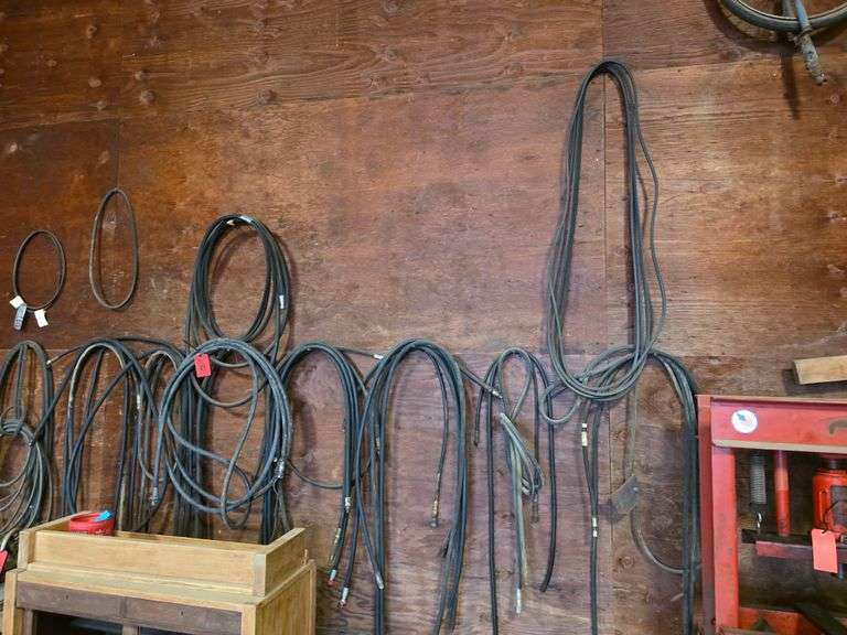Large Assortment of Hydraulic Hoses, Unknown Condition