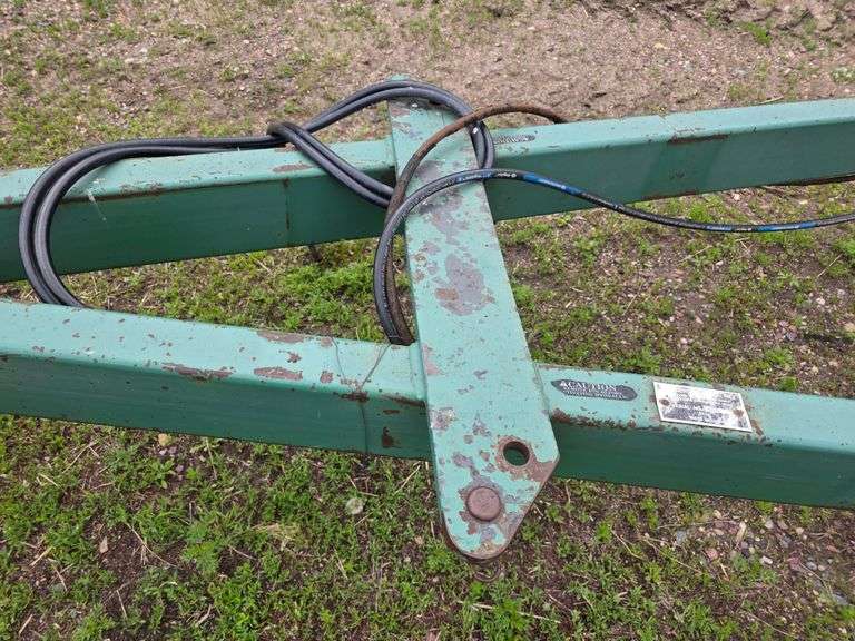 Summers 30’ Multi Weeder, S-Tine with 5 Bar Coil Tine Harrow, 14L-16.1 on 6 Bolt Rims, 9.5L-14 on 6 