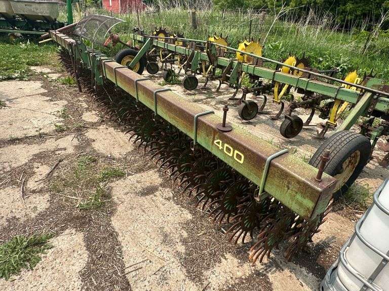 John Deere Model 400 Rotary Hoe, Approx 21’