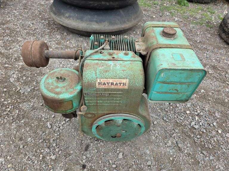 Mayrath Gas Engine by Briggs and Stratton