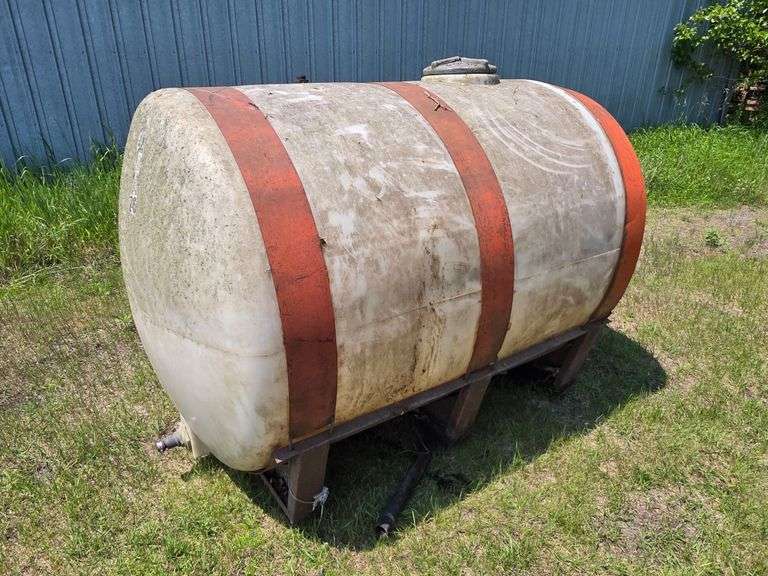 750 Gallon Poly Tank, Appears to be in Good Condition, But has not been used in a while