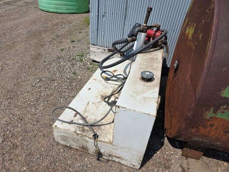 L-Shaped Pickup Fuel Tank with 20 Gallon 12 Volt Hi Flow Fill-Rite Pump, Automatic Shut off Nozzle