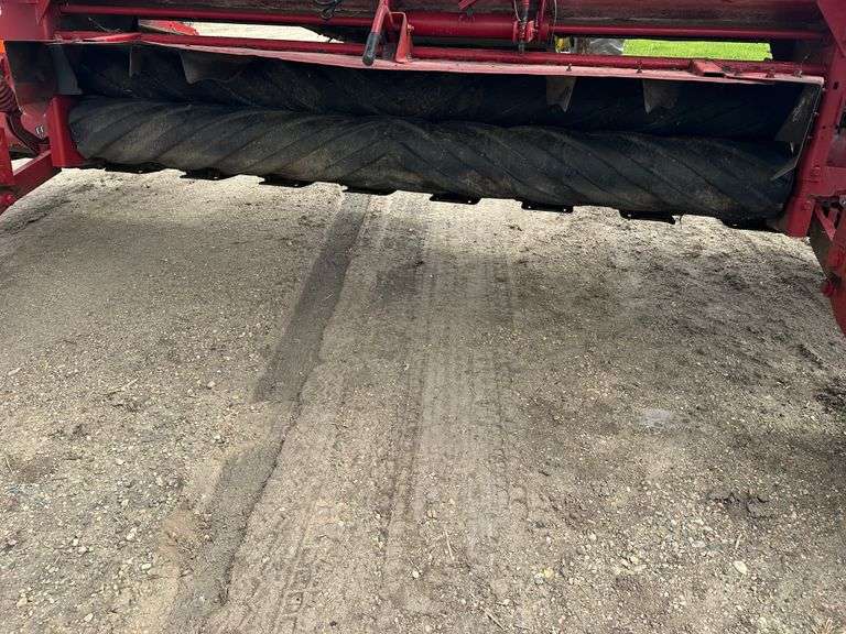 2014 Case IH Model DC162 Discbine Hay Conditioner with Rubber Rollers, 1000 PTO, 16’ Cut, 10 Turtles