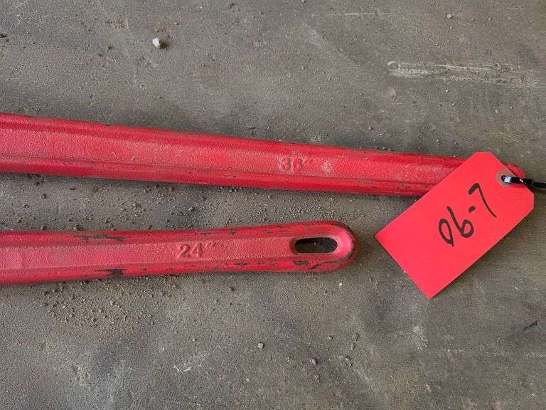 24” and 36” Pipe Wrenches