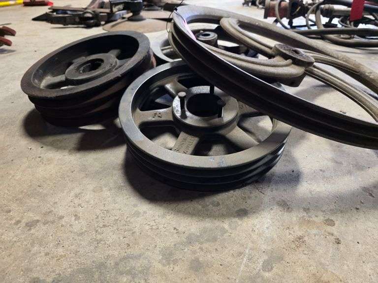 5 Assorted Belt Pulleys