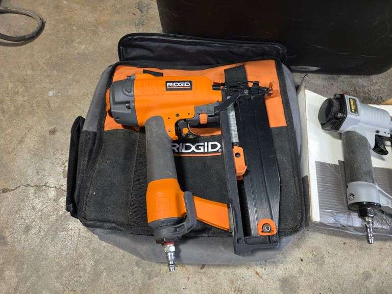 2 Air Nailers and Misc, 1 - Ridgid R250SFA Straight Finsih Nailer and (1) Husky 18 Gauge Brad Nailer