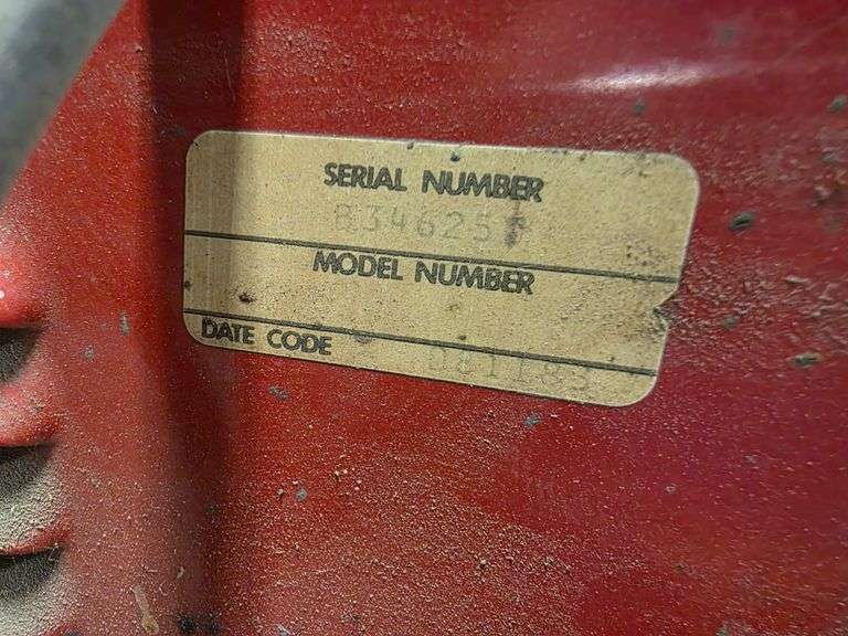 AC/DC 250 amp Welder with Leads and 2 Helmets
