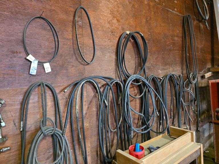 Large Assortment of Hydraulic Hoses, Unknown Condition
