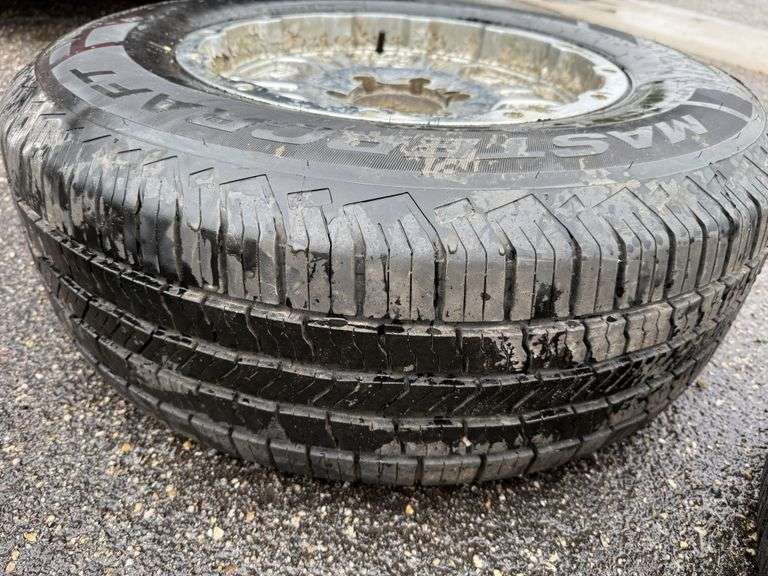 (4) 265/70R17 Tires on 6 Bolt Rims off 2003 Chevrolet Silverado, Buying All for One Money