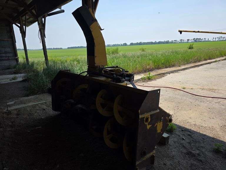 Alloway Dual Auger Snow Blower, Hydraulic Spout, 540 PTO, 3pt Hookup, SN: 23075