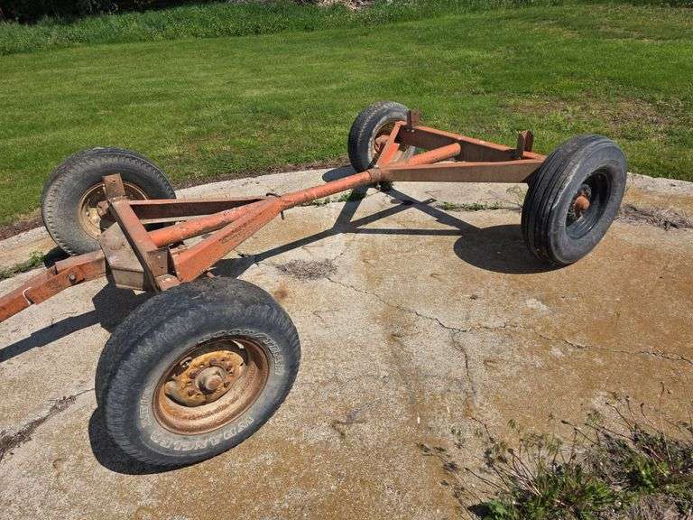 Camco 6 Ton Running Gear, Hitch is Loose, Mis Match Tires on 6 Bolt Rims
