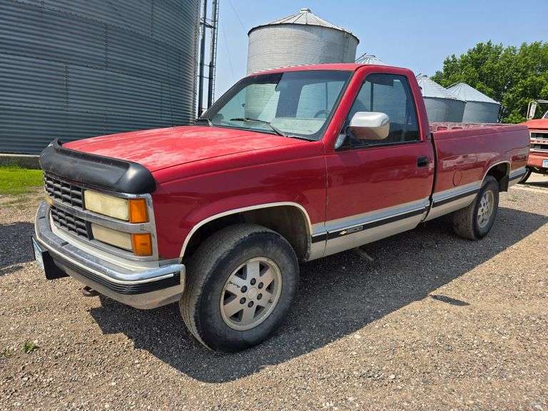 1991 Chevrolet Silverado 1500, 4x4, Single Cab Pickup with 8’ Box, V8 Engine, 5 Speed Manual Transmi