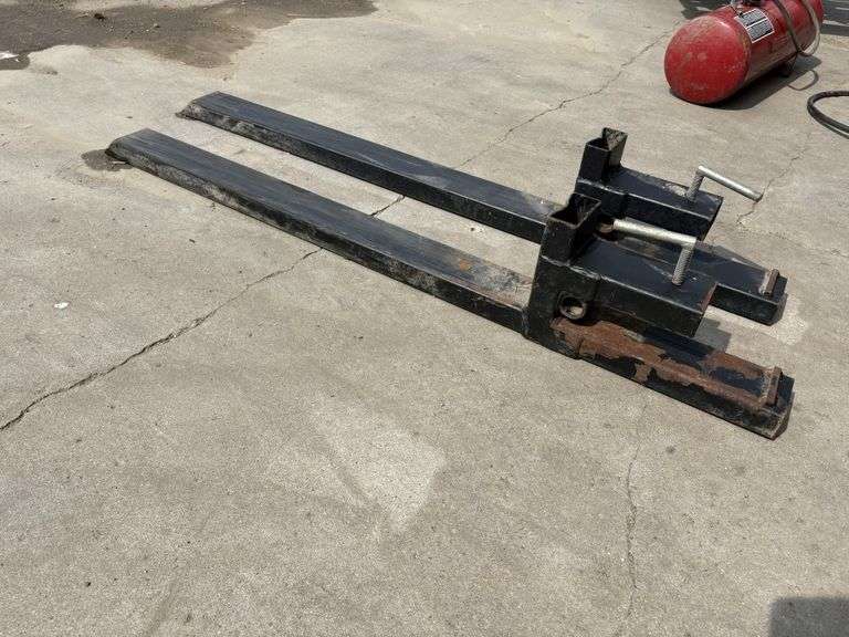 Bale Forks, Clamp on bucket style, 43”, 59” overall length
