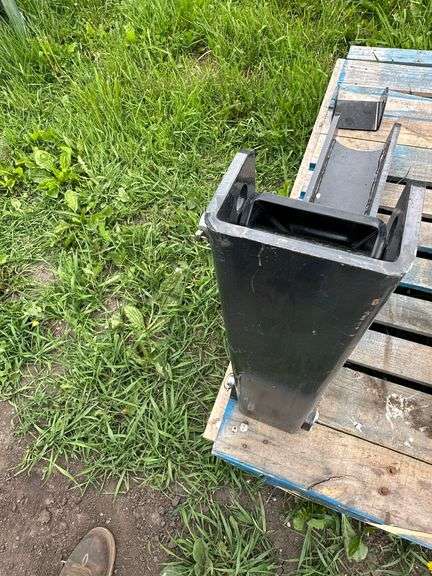 30” Mechanical Thumb for Backhoe, Weld On